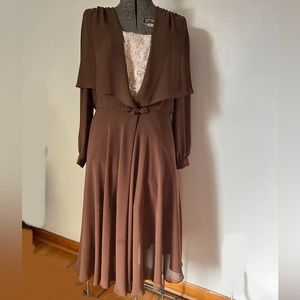 Vintage Hollywood regency Lilli Diamond brown and lace dress with sheer sleeves.